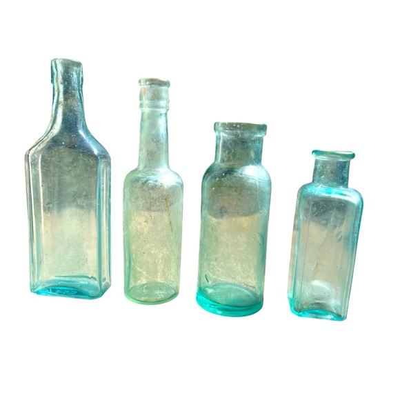 Antique Glass Aqua Green Old Apothecary Medicine Bottles - Picture 1 of 2